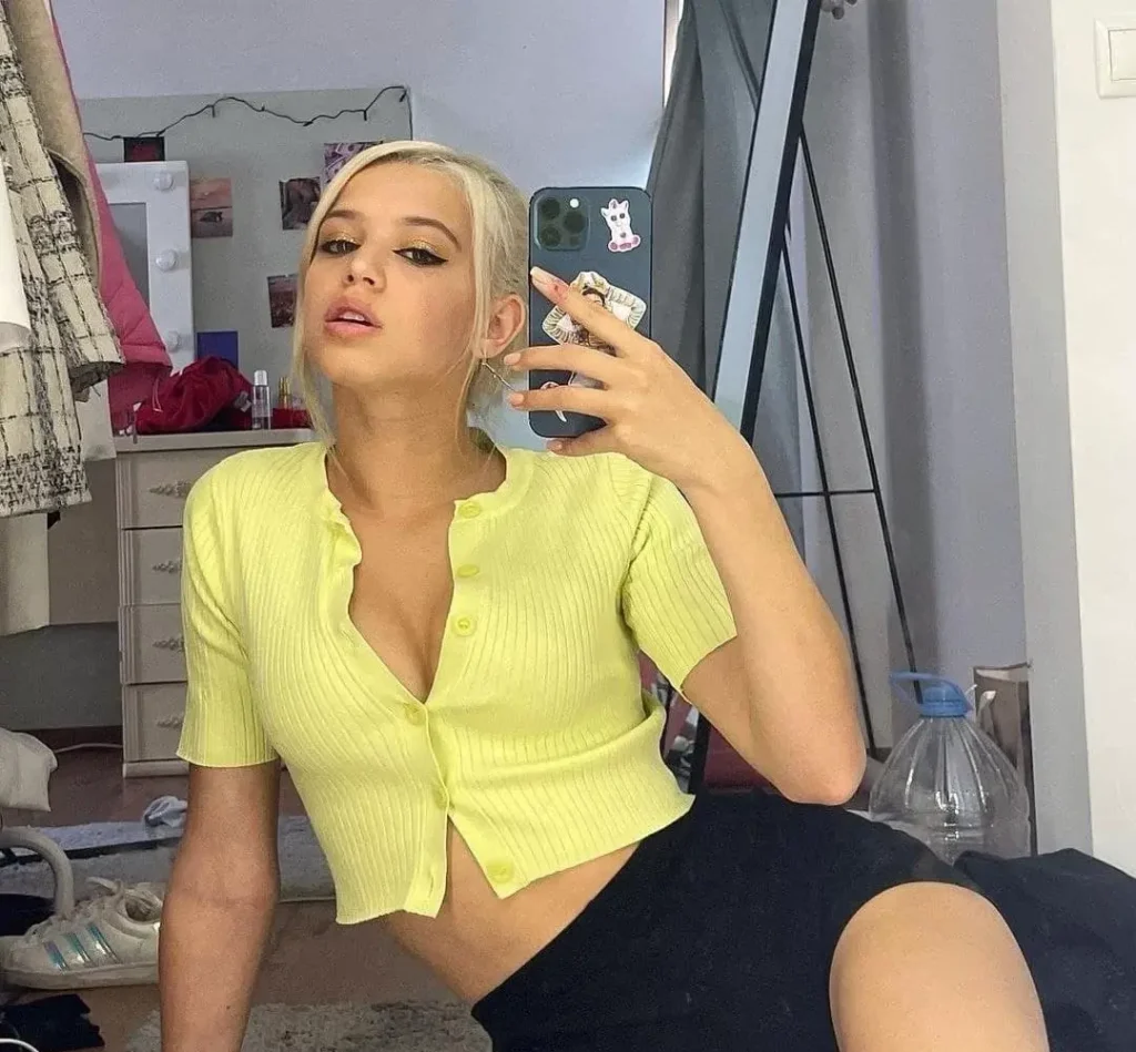 Юля Гаврилина